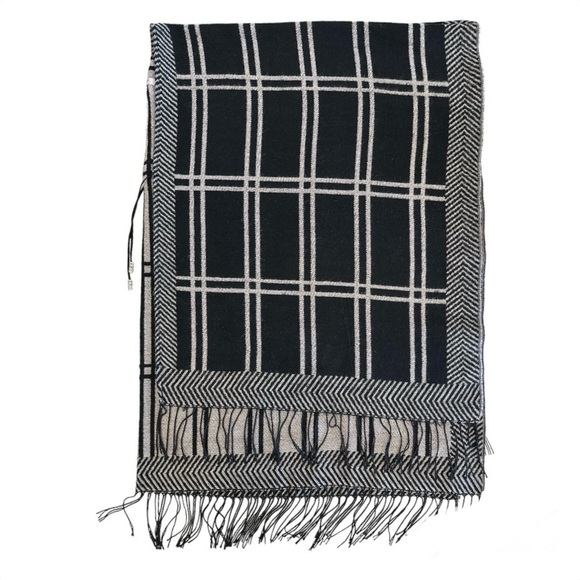 Marc New York (Andrew Marc) | Black, Grey/White Plaid Wrap / Shrug | One Size - Picture 4 of 14